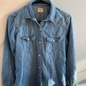 GAP denim button up